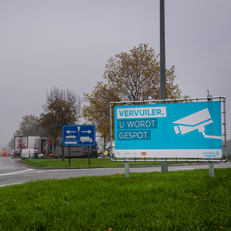 Banner - Vervuiler, u wordt gespot.