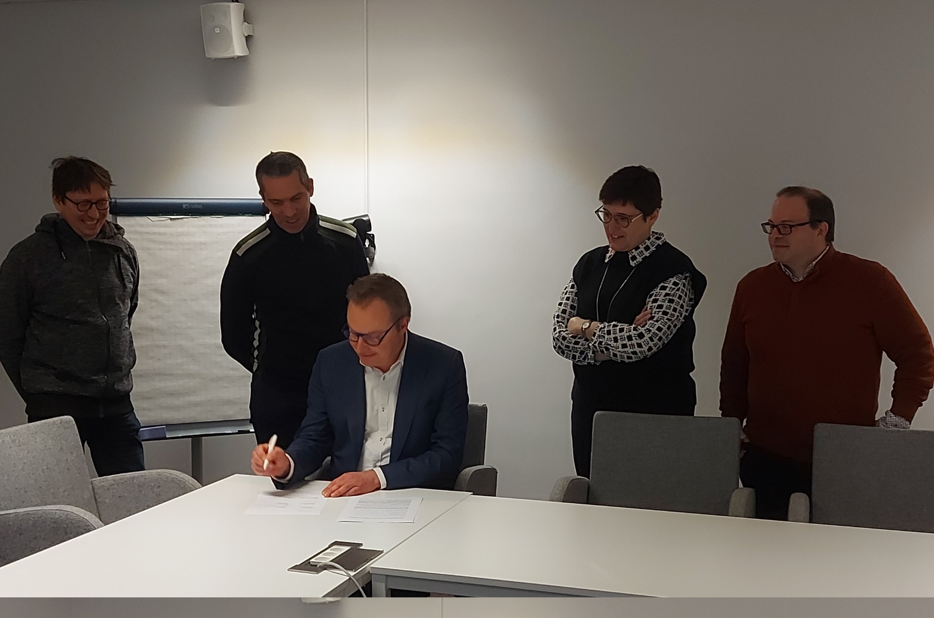 Ondertekening samenwerkingsakkoord DOV